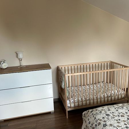 Apartament Bobrzanska - 4 Bedrooms Sypialnie シュフィドニツァ エクステリア 写真