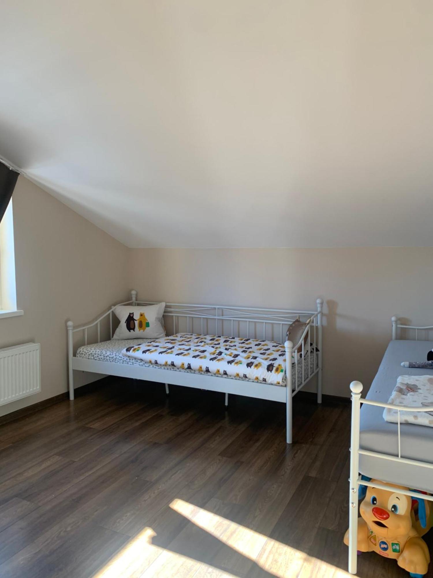 Apartament Bobrzanska - 4 Bedrooms Sypialnie シュフィドニツァ エクステリア 写真